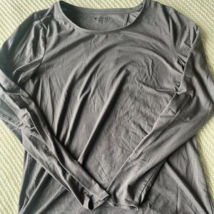 Athleta Long sleeve t shirt